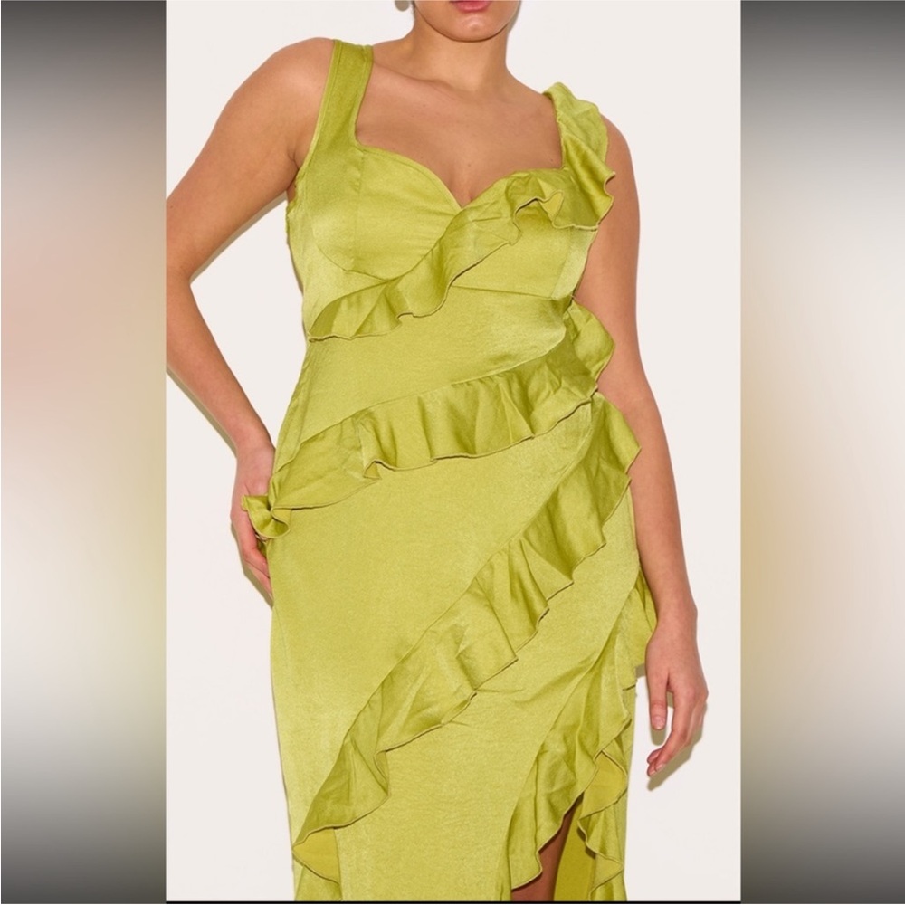 PrettyLittleThing Lime Green Ruffle Midi Dress - Picture 6 of 12